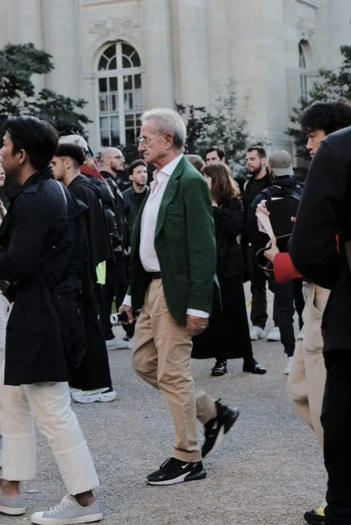 Yohji Yamamoto 2020 Street Style by Agnes G.