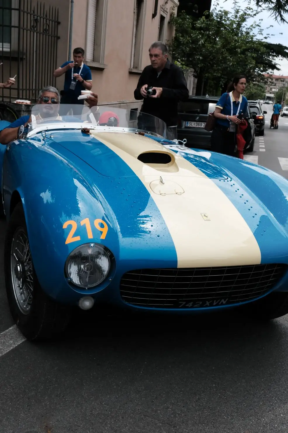 Balaji Ramamoorthy enjoying gelato inside his Ferrari 375mm Spider Pininfarina (1953)