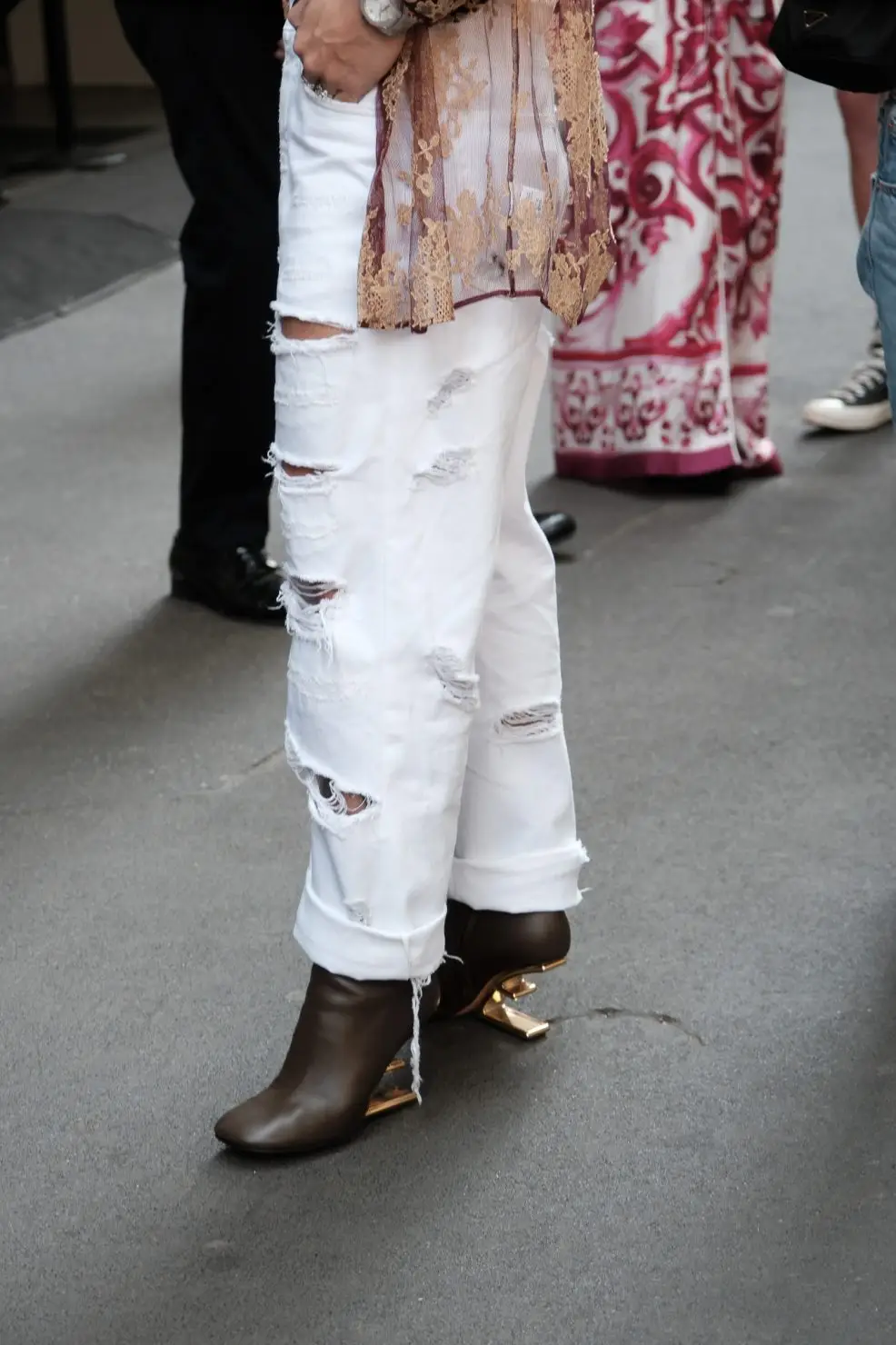 Milan Fashion Week 24SS street style by Agnes Select