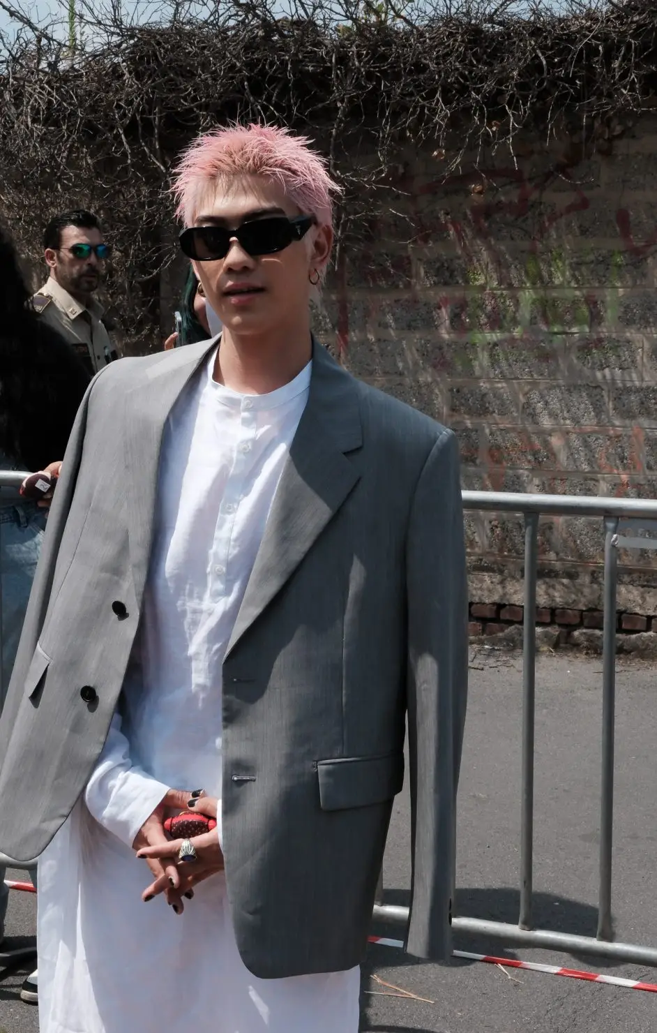 Milan Fashion Week 24SS street style by Agnes Select