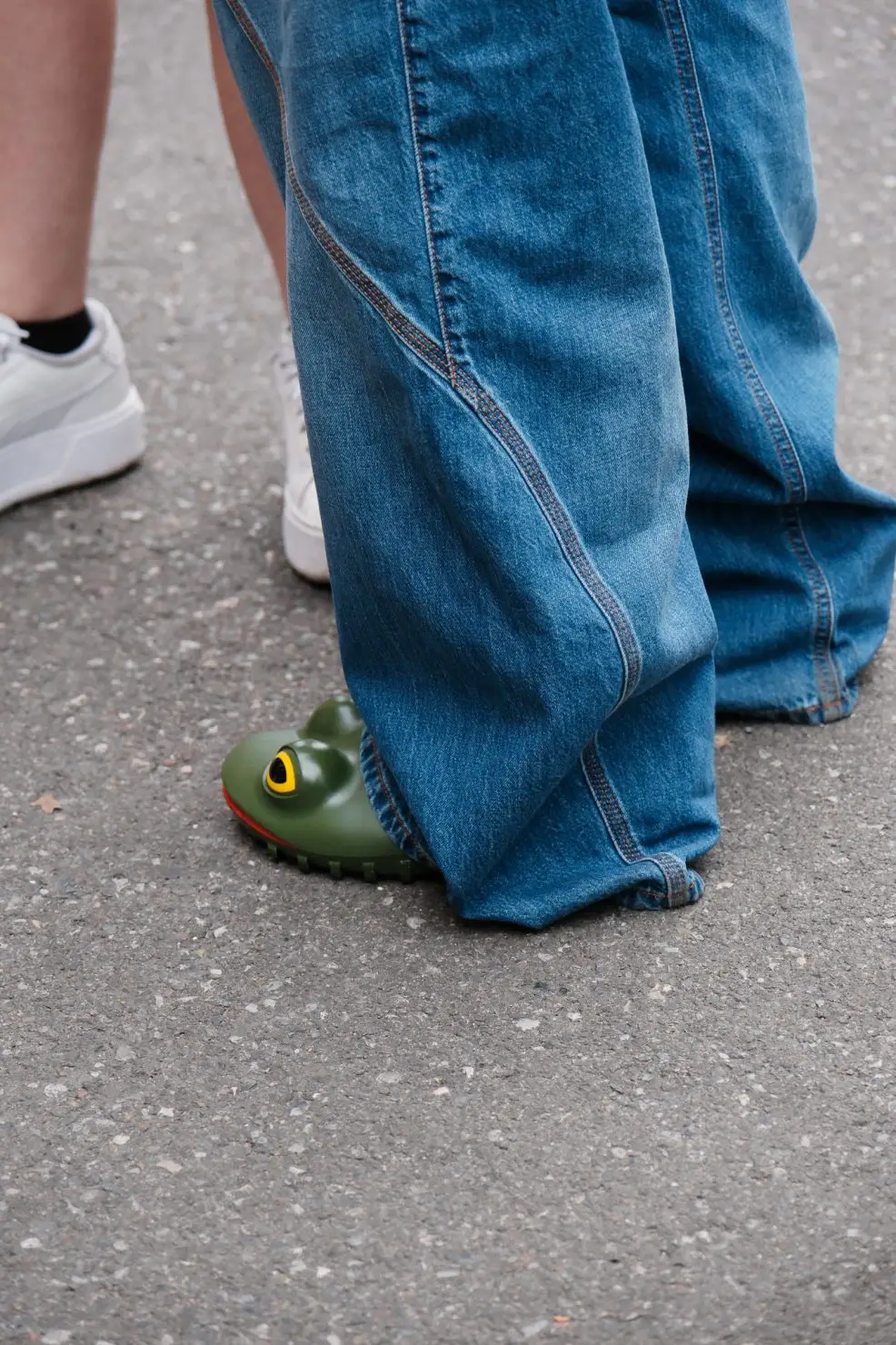 Milan Fashion Week 24SS street style by Agnes Select