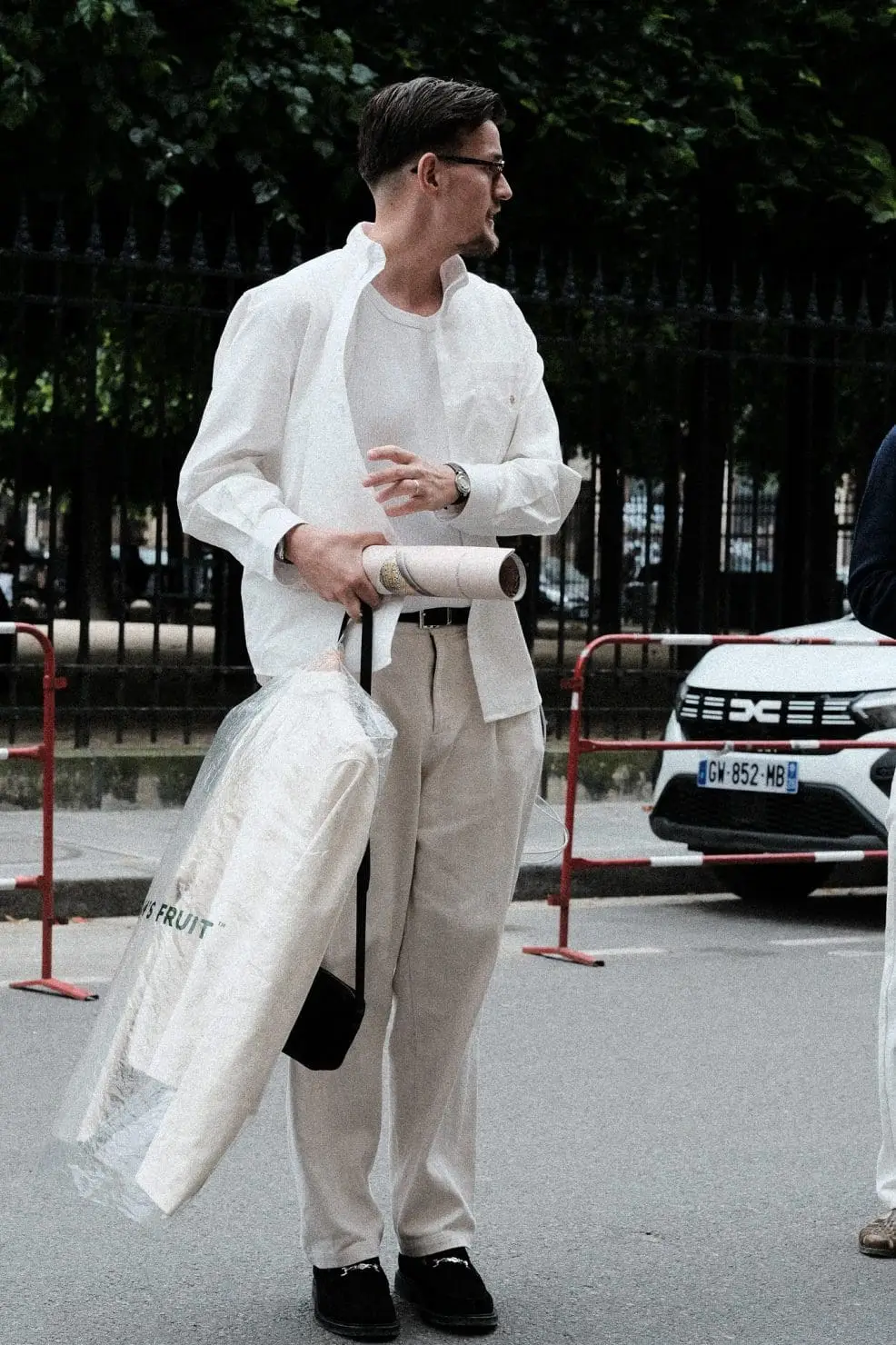 Lemaire 秀場外街拍 （photo: Agnes GE)