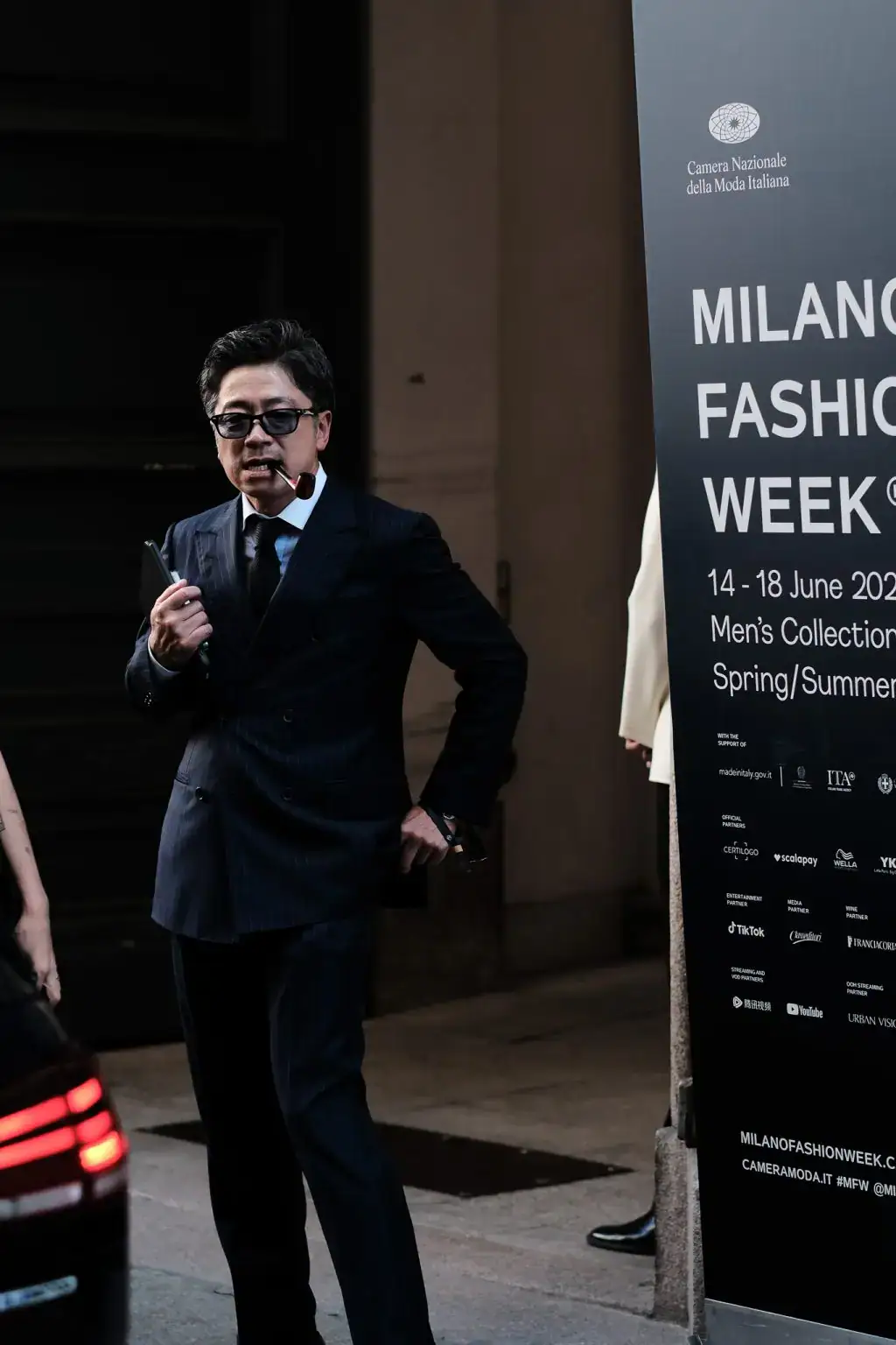 A staff at Dunhill show during Milan Fashion Week 2025 Spring/Summer by Agnes Select