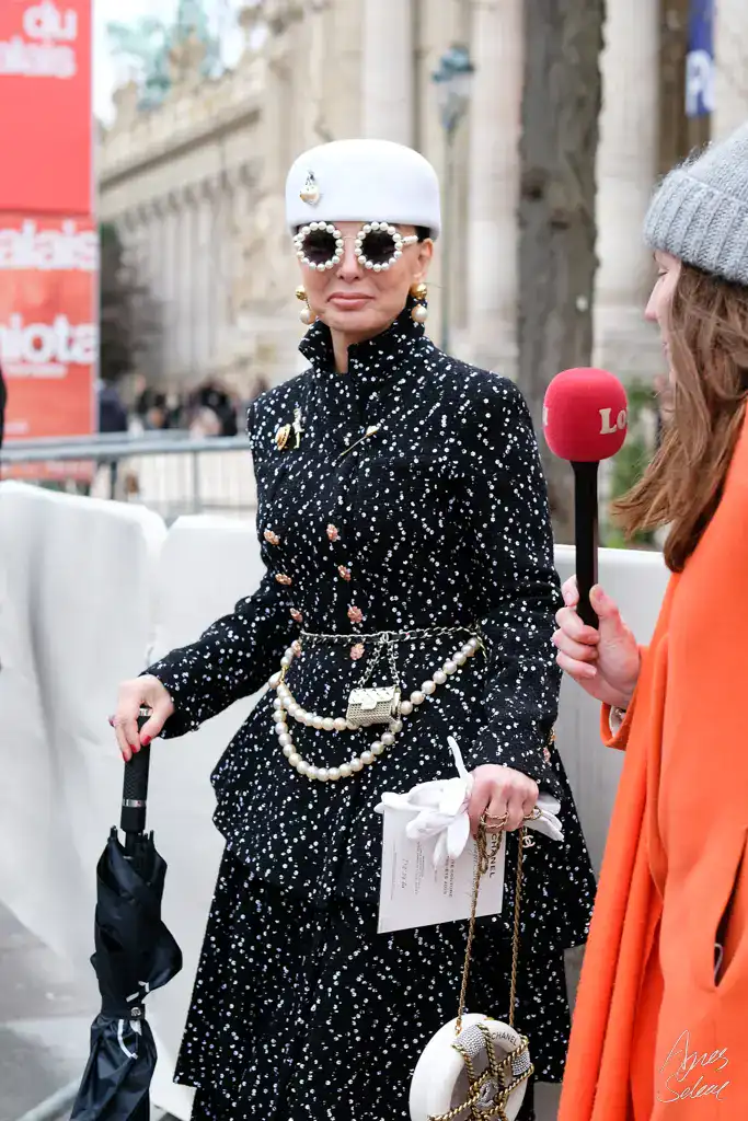 Chanel Couture show street style by Agnes Select