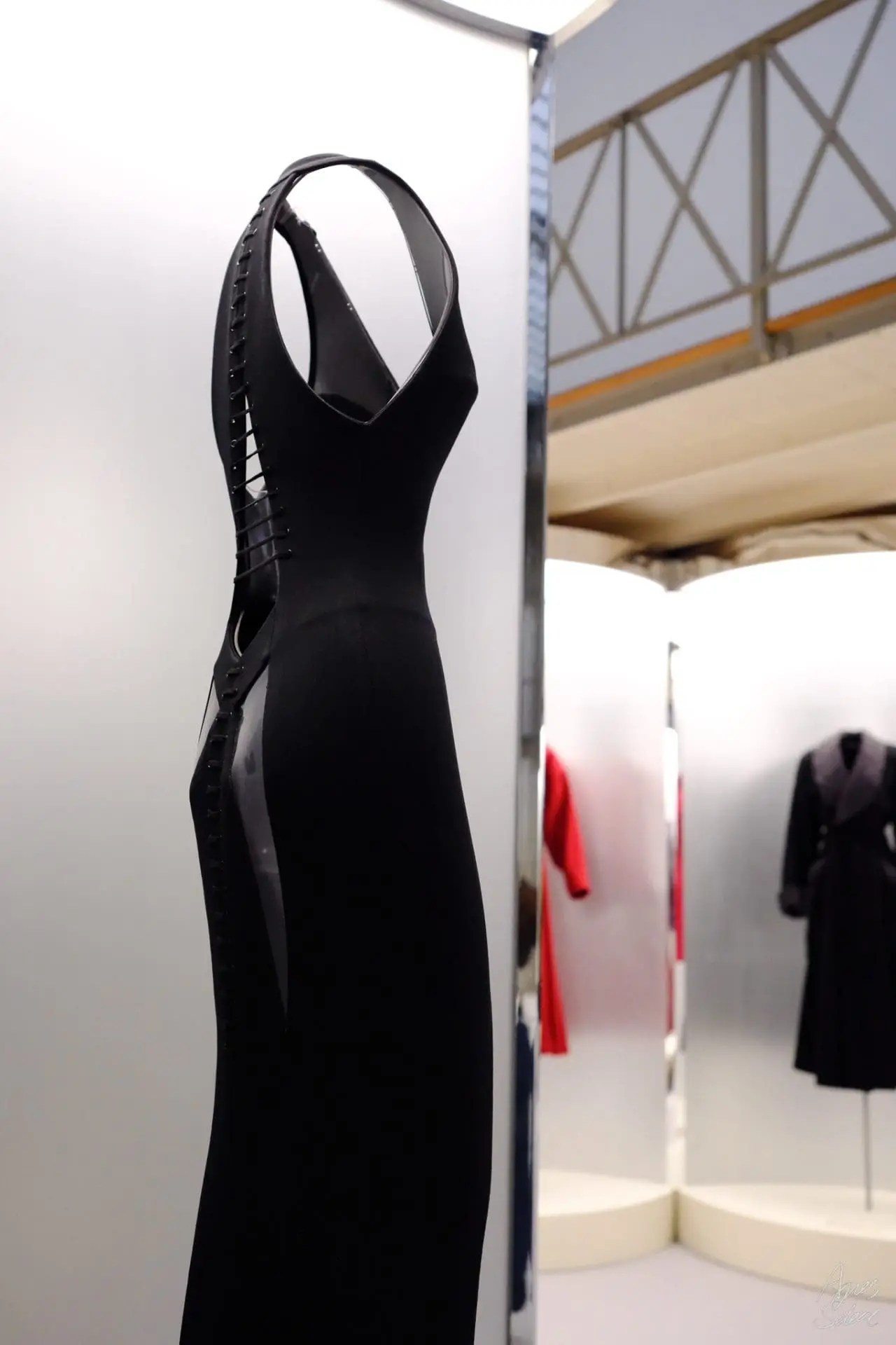 Azzedine Alaïa, Thierry Mugler exhibition_by Agnes Select