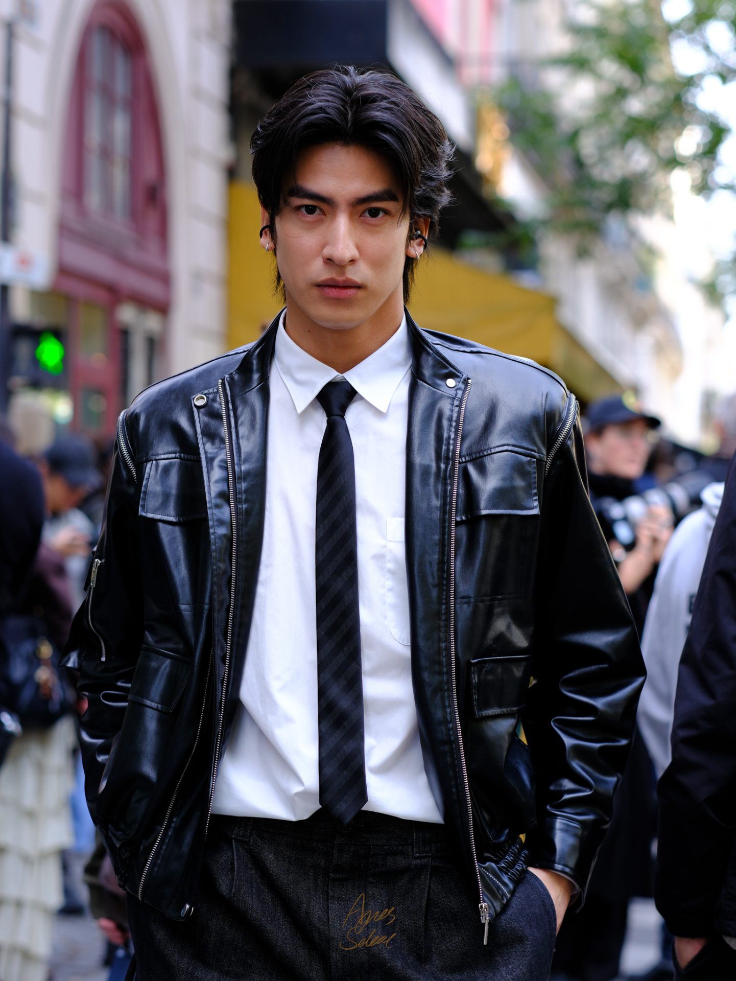 Black Theme Street Style 26ss