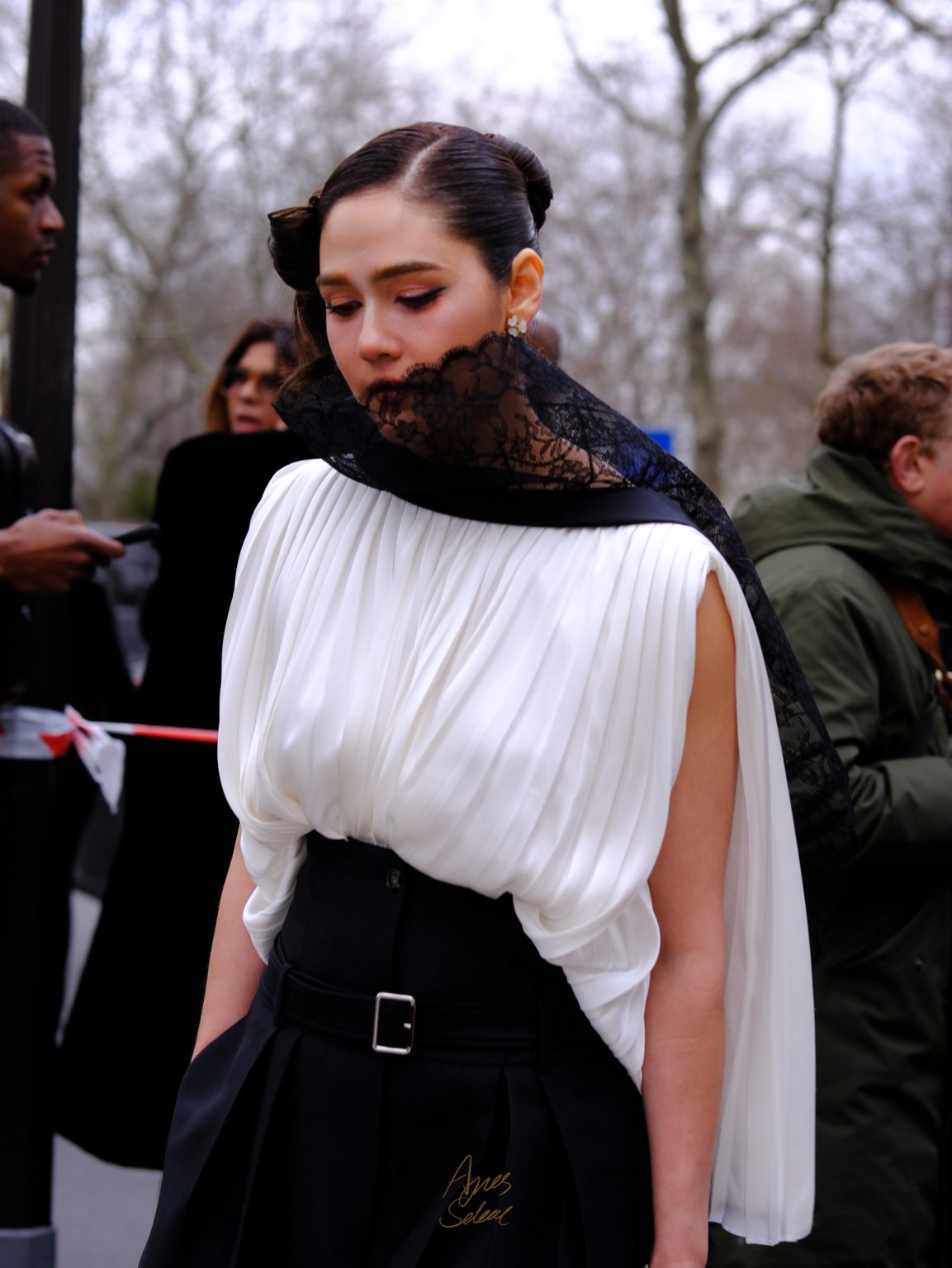 DIOR COUTURE 26SS Street Style
