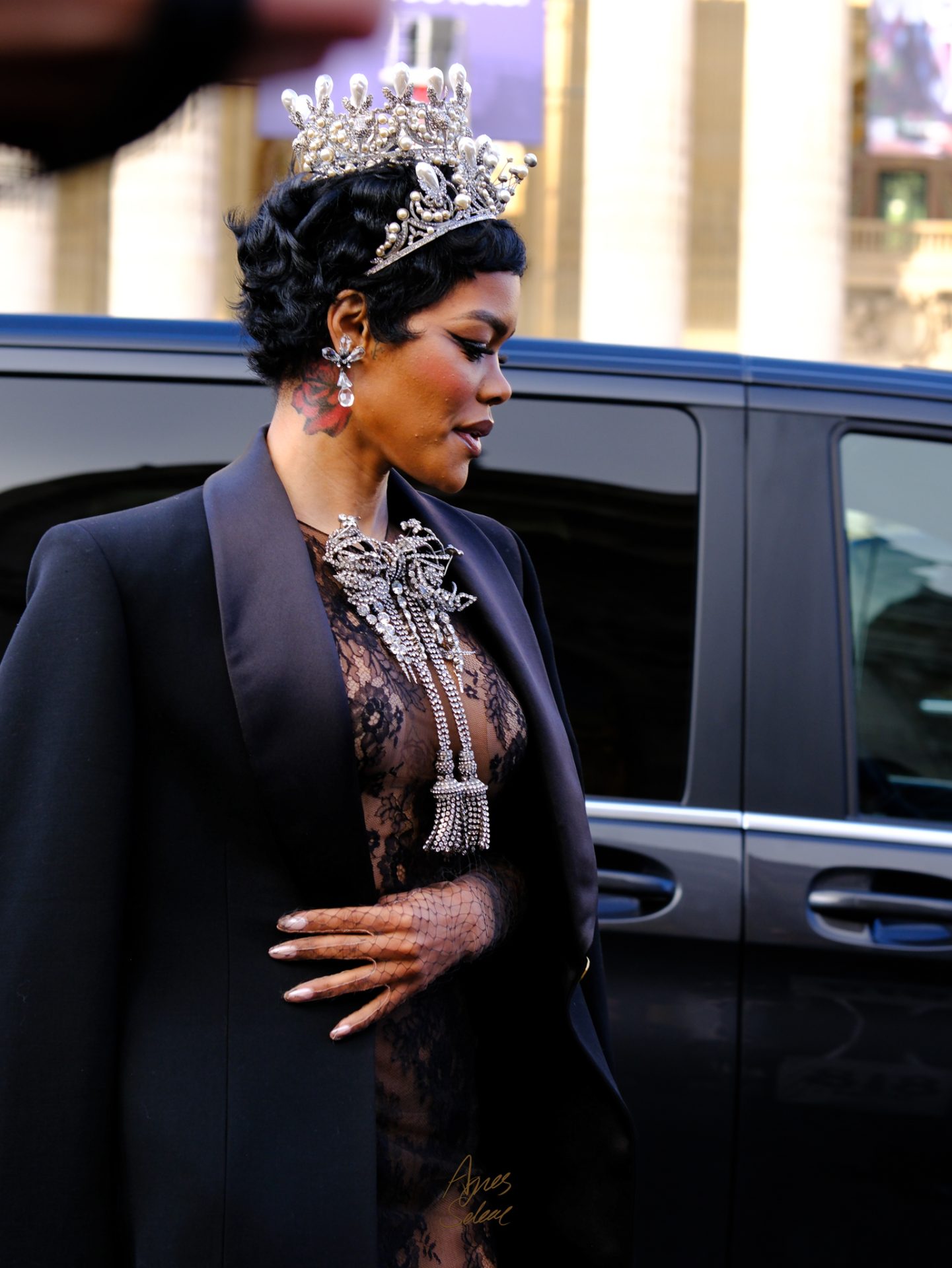 SCHIAPARELLI 26ss COUTURE Street Style